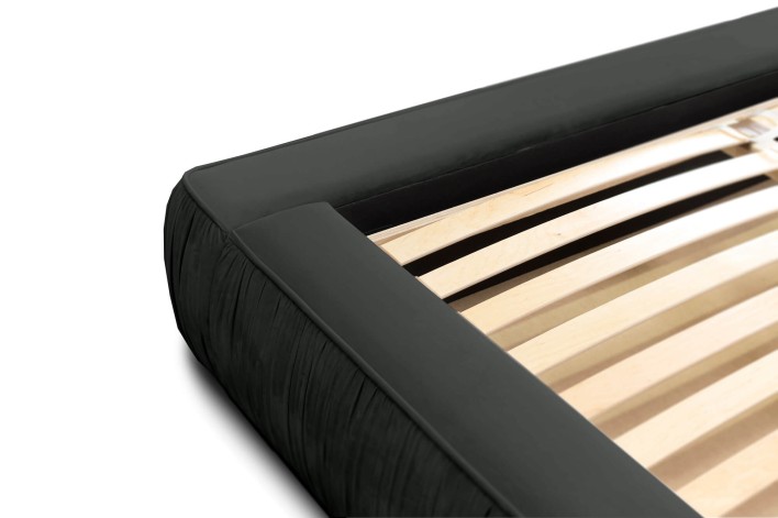 NAOMI 5 (riviera 96).jpg