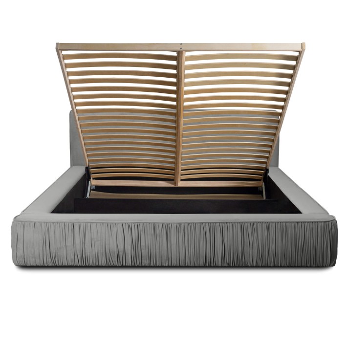 NAOMI 2 (riviera 91).jpg