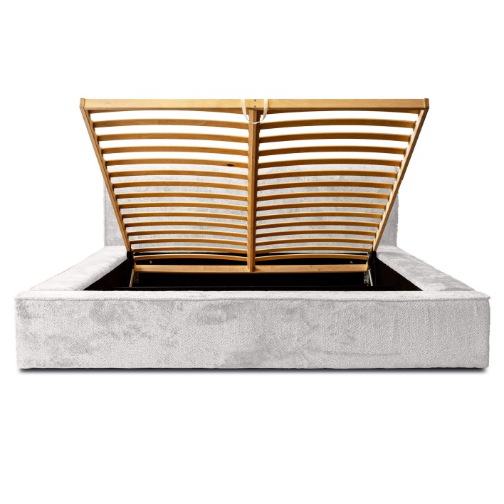 FATIMA 4 (euphoria- 01 Ivory).jpg