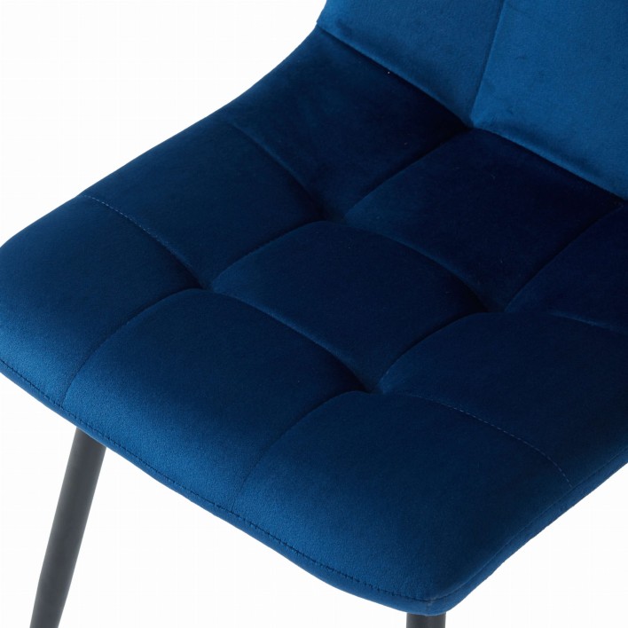 Krzesło granatowe siedzisko