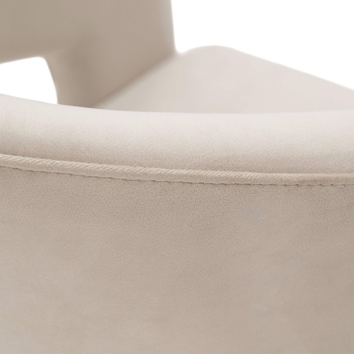 Kadrowanie 2500x2500_0001_r10.jpg