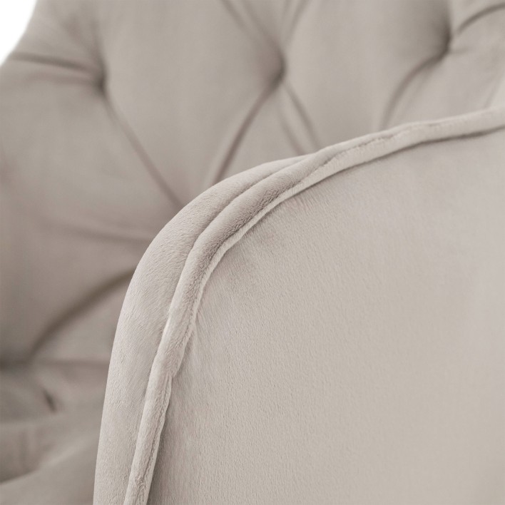 Kadrowanie 2500x2500_0000_r11.jpg