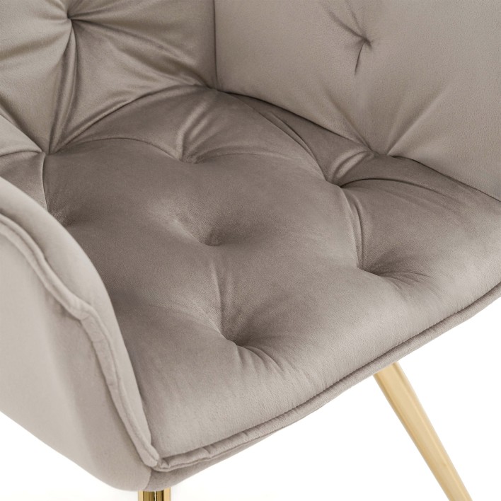 Kadrowanie 2500x2500_0003_r8.jpg