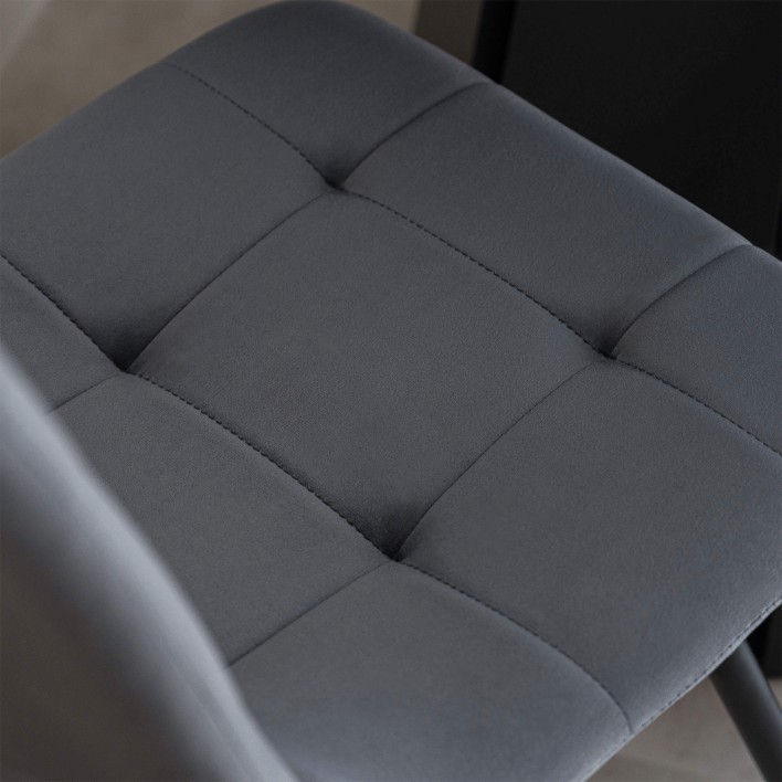 Kadrowanie 2500x2500_0003_r12 szare.jpg