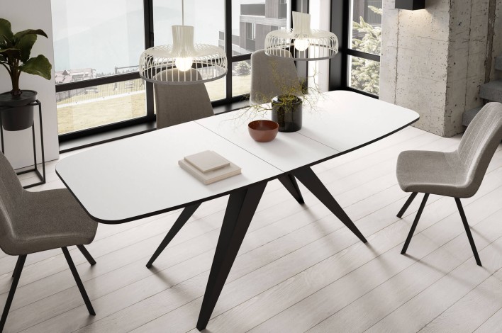 Stół FERRO rozłożony Biel arktyczna aranżacja.jpg