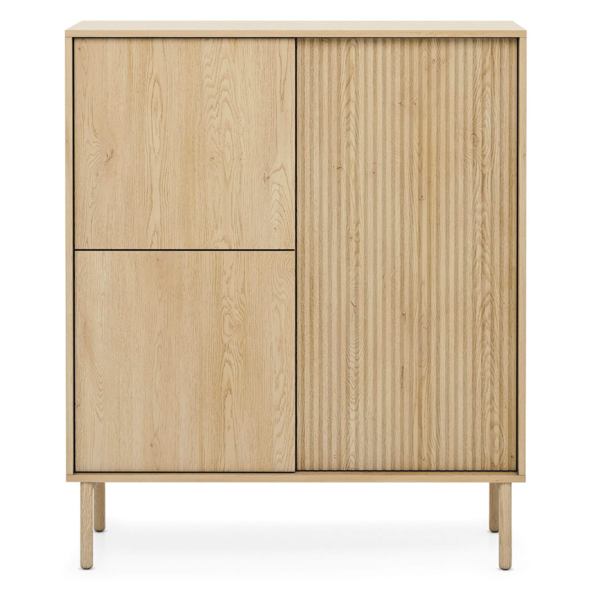 Kadrowanie 2000x2000_0008_TAVO - A - komoda wysoka 3d (1).jpg