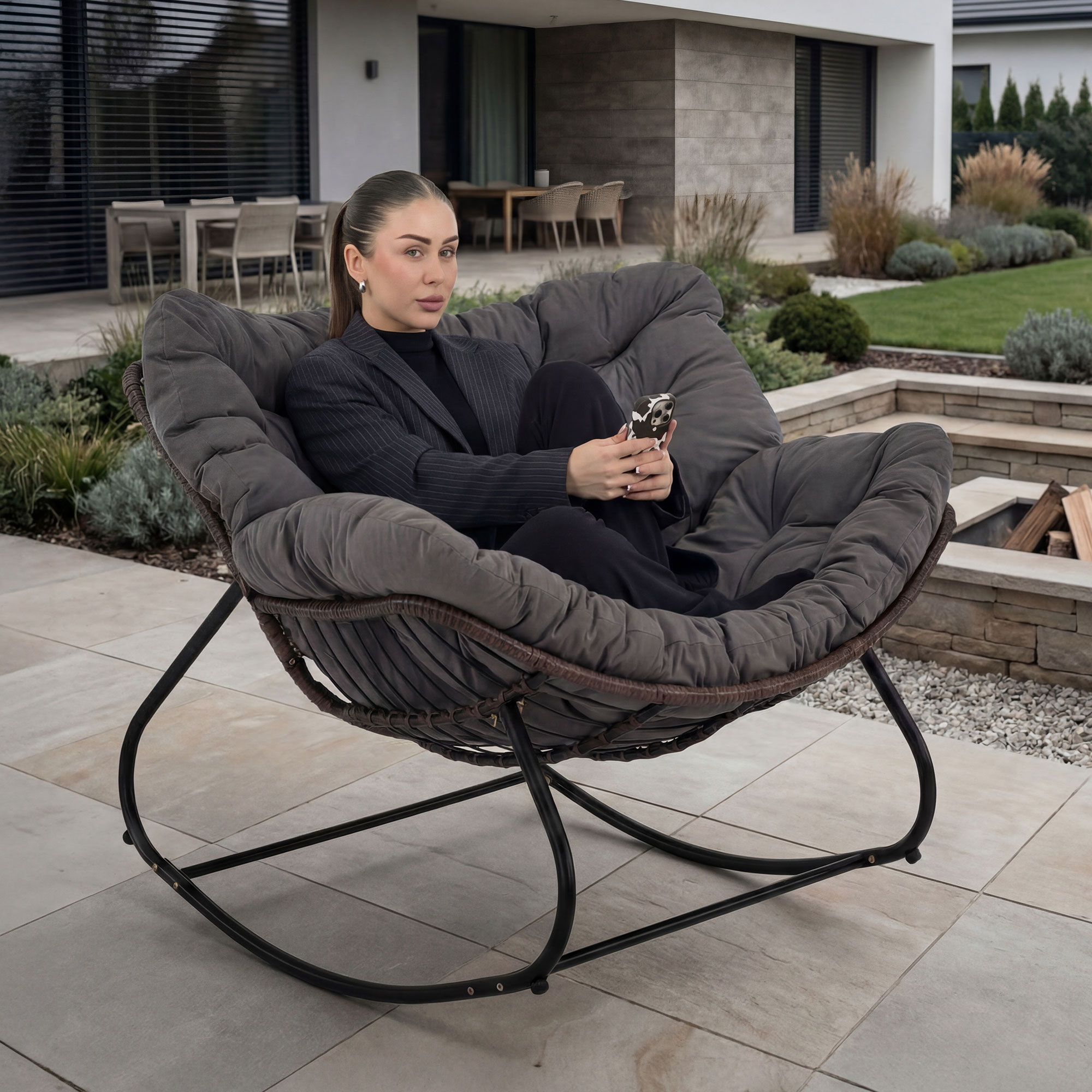 Ogrodowy fotel bujany technorattan FB-001 brązowy szary