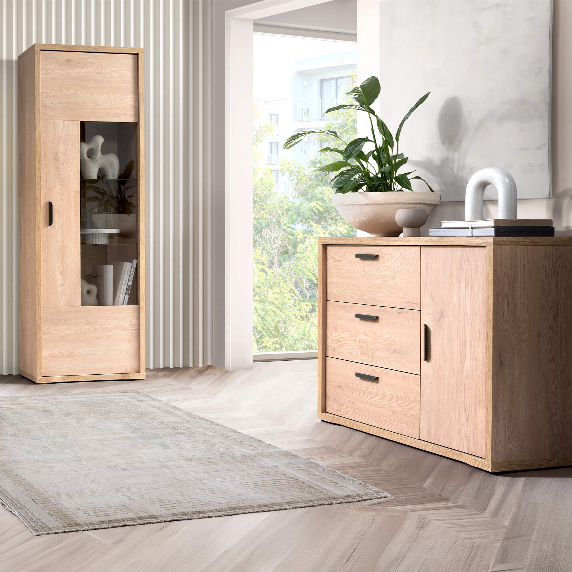 Komoda G-1 zbliżenie na szuflady i uchwyty