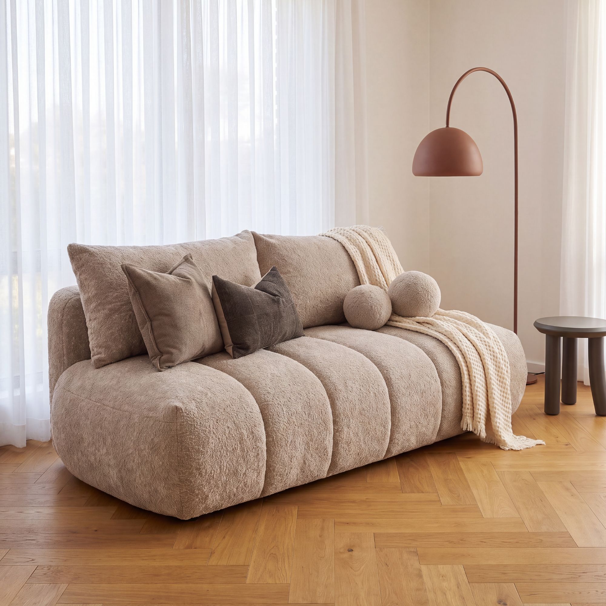 Sofa glamour PUFFO z poduszkami
